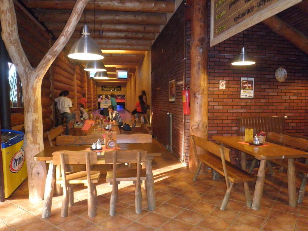 Sport-Hotel Sibenicni Vrch Mnichovice Εξωτερικό φωτογραφία