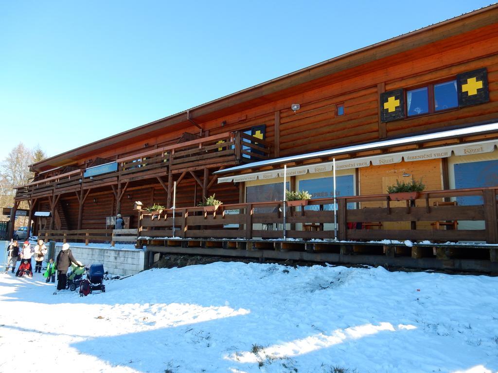 Sport-Hotel Sibenicni Vrch Mnichovice Εξωτερικό φωτογραφία